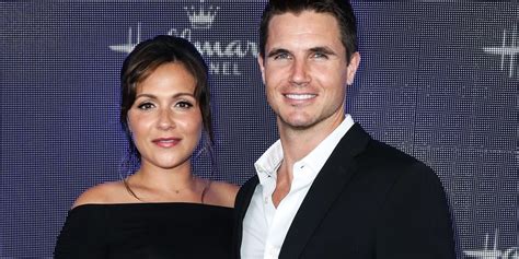 italia ricci baby|Italia Ricci & Robbie Amell Welcome Baby No. 1